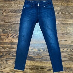Size 28 DL1961 Emma Style Women's Skinny Jeans